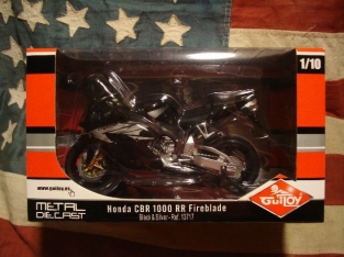 GY.13717  Honda CBR 1000 RR Fireblade Black & Zilver